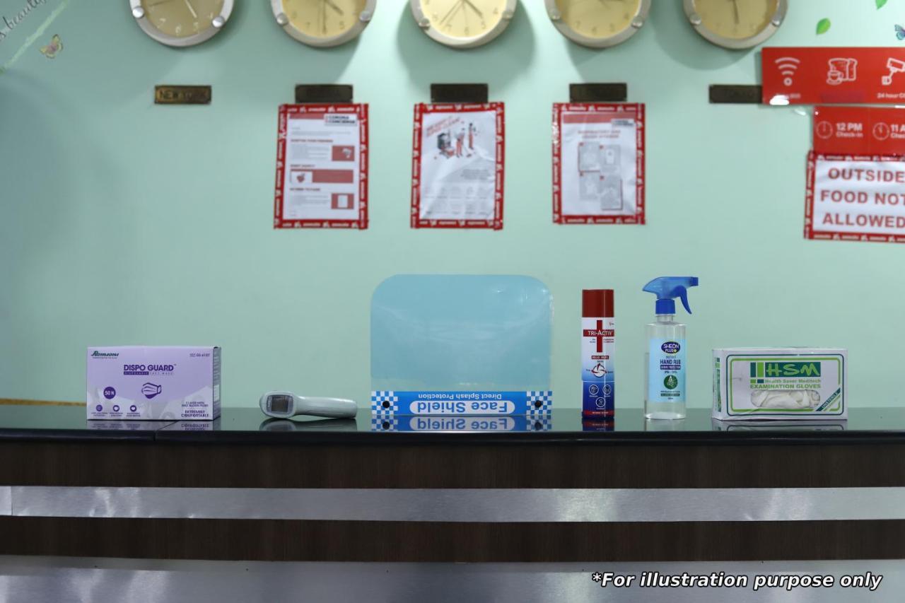 Oyo 74401 Aster Garden Suites Δελχί Εξωτερικό φωτογραφία